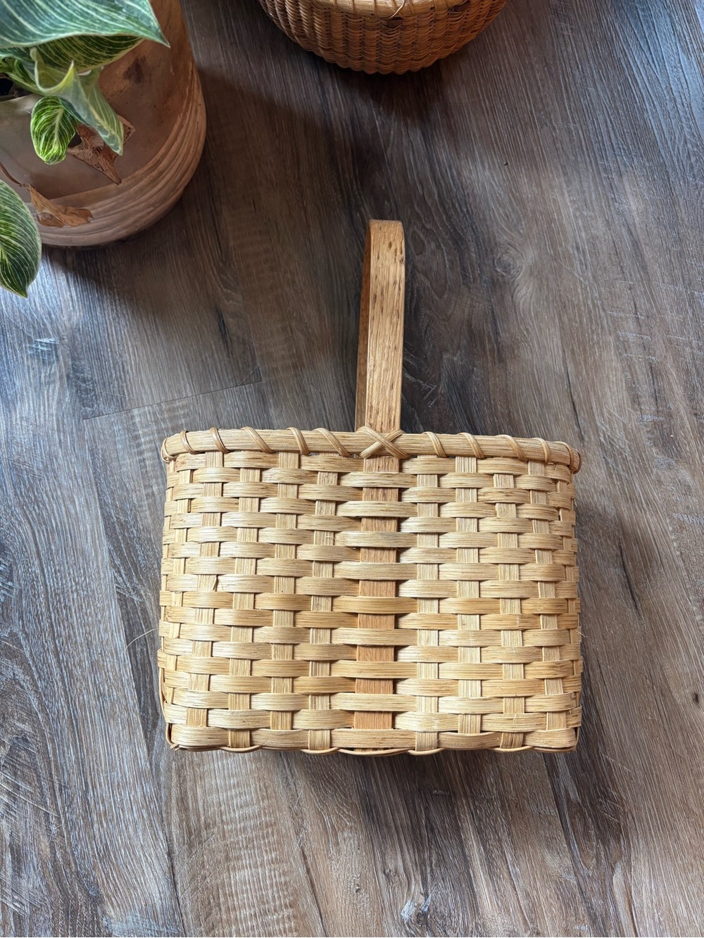 Handmade Woven Wicker Basket in Natural Tan